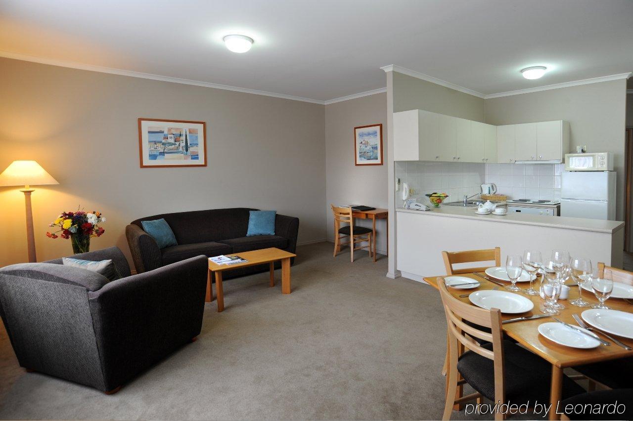 Punt Road Apartment Hotel 멜번 객실 사진
